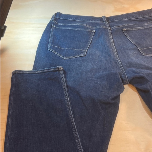 Banana Republic Dark Blue Men’s Relaxed Athletic Jeans Sz 36x34 - Picture 7 of 8